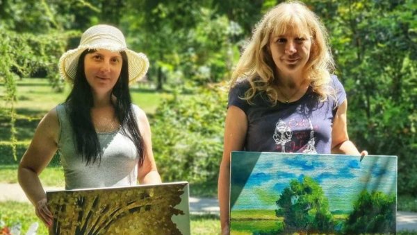 ОРГАНИЗОВАЛИ И ШКОЛУ СЛИКАЊА ЗА ДЕЦУ: Ликовна колонија у Банатском Двору ОРГАНИЗОВАЛИ И ШКОЛУ СЛИКАЊА ЗА ДЕЦУ: Ликовна колонија у Банатском Двору