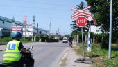 KVAR NA PRUŽNOM PRELAZU U PARAĆINU: Kod Štofare vozovi u posebnom režimu (FOTO) KVAR NA PRUŽNOM PRELAZU U PARAĆINU: Kod Štofare vozovi u posebnom režimu (FOTO)