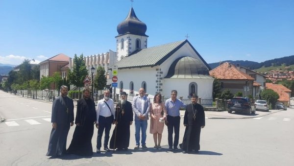 ОПШТИНА ПЉЕВЉА ГРАДИ ТРГ СА СПОМЕН-БИСТОМ ПАТРИЈАРХА ВАРНАВЕ: Овде је рођен најславнији Пљевљак свих времена (ФОТО) ОПШТИНА ПЉЕВЉА ГРАДИ ТРГ СА СПОМЕН-БИСТОМ ПАТРИЈАРХА ВАРНАВЕ: Овде је рођен најславнији Пљевљак свих времена (ФОТО)