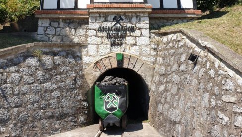 ULOGA RUDARSTVA U RAZVOJU SRBIJE: Naučni skup povodom 170 godina od osnivanja Senjskog rudnika ULOGA RUDARSTVA U RAZVOJU SRBIJE: Naučni skup povodom 170 godina od osnivanja Senjskog rudnika
