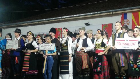 FESTIVAL FOLKLORA: Međunarodna manifestacija u Vlaškoj FESTIVAL FOLKLORA: Međunarodna manifestacija u Vlaškoj