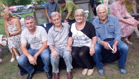 PESNIČKI SUSRETI U BORAČU: Paraćincu Miodragu Gligorijeviću prva nagrada publike PESNIČKI SUSRETI U BORAČU: Paraćincu Miodragu Gligorijeviću prva nagrada publike