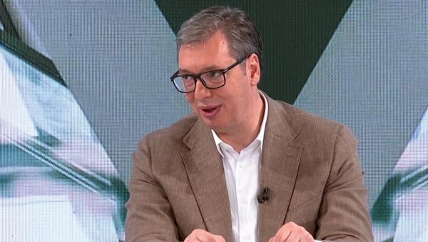 НЕ ЉУТИТЕ СЕ ШТО ЋУ ТО РЕЋИ, НАЈЛЕПШЕ ЈЕ ИМАТИ ДЕЦУ: Председник Вучић о вечној расправи - кућни љубимци или бебе НЕ ЉУТИТЕ СЕ ШТО ЋУ ТО РЕЋИ, НАЈЛЕПШЕ ЈЕ ИМАТИ ДЕЦУ: Председник Вучић о вечној расправи - кућни љубимци или бебе