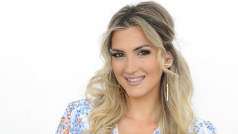 REČ EKSKLUZIVA IMA MNOGO ZNAČENJA: Jelena Bašić u Sa zvezdama na ti REČ EKSKLUZIVA IMA MNOGO ZNAČENJA: Jelena Bašić u Sa zvezdama na ti