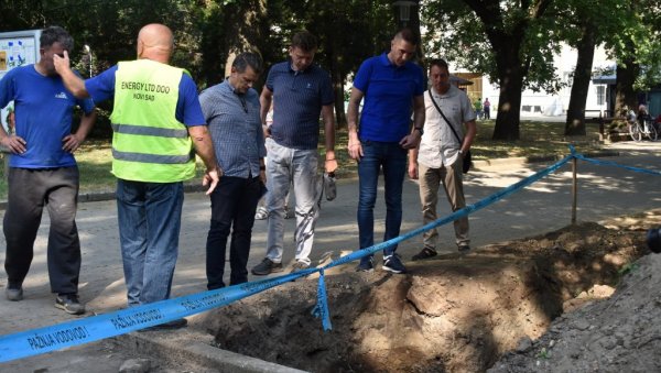 РЕКОНСТРУИШУ ВОДОВОД НА ВРАЧАРУ: Нове цеви у Проте Матеје, рок за завршетак радова је 200 дана РЕКОНСТРУИШУ ВОДОВОД НА ВРАЧАРУ: Нове цеви у Проте Матеје, рок за завршетак радова је 200 дана