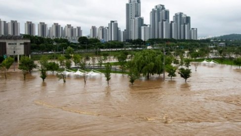 HAOS U JUŽNOJ KOREJI: Jedna osoba nestala, hiljade domova bez struje