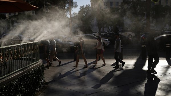 НАЈТОПЛИЈИ СЕПТЕМБАР У ИСТОРИЈИ: Поједине европске земље обориле температурне рекорде НАЈТОПЛИЈИ СЕПТЕМБАР У ИСТОРИЈИ: Поједине европске земље обориле температурне рекорде