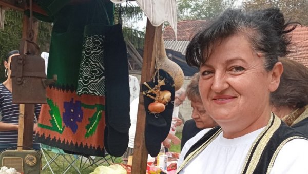 ПОЧЕЛИ МИХОЉСКИ СУСРЕТИ: Манифестација ће се одржати у 95 локланих самоуправа ПОЧЕЛИ МИХОЉСКИ СУСРЕТИ: Манифестација ће се одржати у 95 локланих самоуправа
