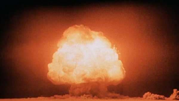 ПОГОДИЛИ ХИРОШИМУ, A “НИШАНИЛИ” И МОСКВУ: На данашњи дан пре 78 година испробана прва атомска бомба и започела нова ера у историји Земље ПОГОДИЛИ ХИРОШИМУ, A “НИШАНИЛИ” И МОСКВУ: На данашњи дан пре 78 година испробана прва атомска бомба и започела нова ера у историји Земље