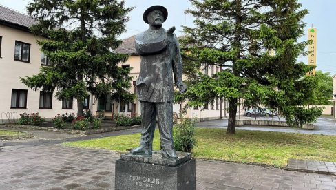 BOEMSKE NOĆI U ĐURINOJ VAROŠI: Tradicionalna kulturno zabavna manifestacija u Srpskoj Crnji BOEMSKE NOĆI U ĐURINOJ VAROŠI: Tradicionalna kulturno zabavna manifestacija u Srpskoj Crnji