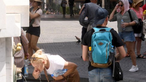 UŽARILI SE TERMOMETRI U SRBIJI: Važne preporuke - kako se zaštititi na tropskih 40 stepeni