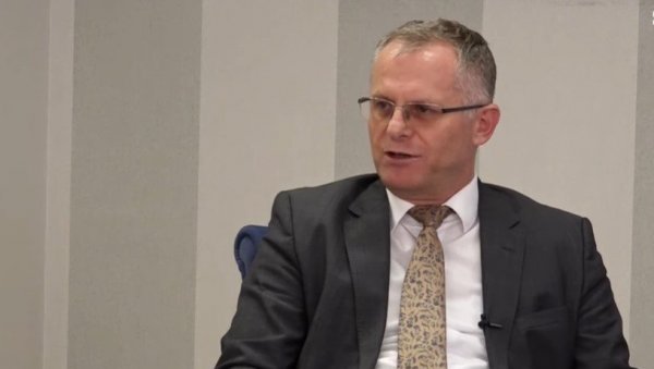 НЕДОПУСТИВО ПОНАШАЊЕ БИСЉИМИЈА: Портпарол ЕУ о одлуци преговарача приштине да не иде у Брисел НЕДОПУСТИВО ПОНАШАЊЕ БИСЉИМИЈА: Портпарол ЕУ о одлуци преговарача приштине да не иде у Брисел