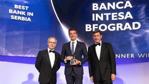 Banca Intesa ponovo proglašena za najbolju u Srbiji Banca Intesa ponovo proglašena za najbolju u Srbiji