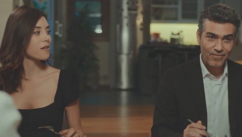 ZAPAŽENI USPESI TURSKE SERIJE „BRAČNI TROUGAO“: Životna priča koja je poslala značajne pouke od ponedeljka samo na Hepi televiziji ZAPAŽENI USPESI TURSKE SERIJE „BRAČNI TROUGAO“: Životna priča koja je poslala značajne pouke od ponedeljka samo na Hepi televiziji