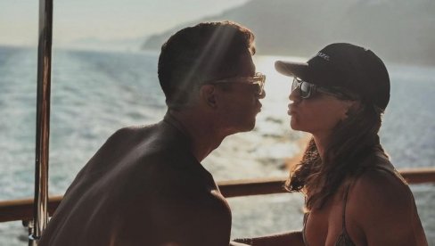 VRELO LETO: Žena Roberta Levandovskog obelodanila njihov snimak sa godišnjeg odmora (VIDEO) VRELO LETO: Žena Roberta Levandovskog obelodanila njihov snimak sa godišnjeg odmora (VIDEO)