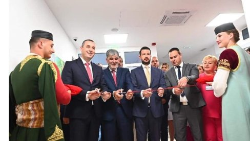 JAKOV MILATOVIĆ U BIJELOM POLJU: Prvo formiranje Skupštine, pa konsultacije o Vladi JAKOV MILATOVIĆ U BIJELOM POLJU: Prvo formiranje Skupštine, pa konsultacije o Vladi
