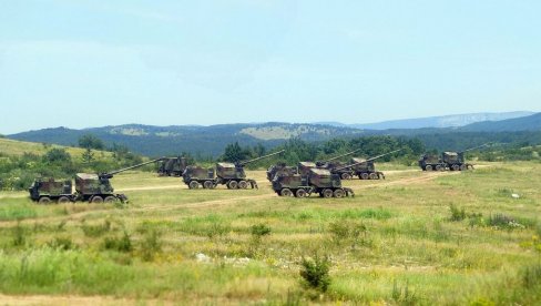 KADA ZAGRME NORA I OGANJ: Pogledajte kako izgledaju bojeva gađanja vojske Srbije na Pasuljanskim livadama (FOTO)