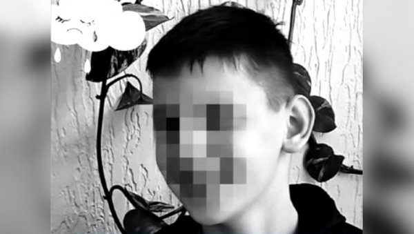 СТАРИЈИ БРАТ ИСКОЧИО ИЗ ПРИКОЛИЦЕ, МЛАЂИ ОСТАО ЗАРОБЉЕН И ПОГИНУО: Нови детаљи тешке трагедије код Тополе СТАРИЈИ БРАТ ИСКОЧИО ИЗ ПРИКОЛИЦЕ, МЛАЂИ ОСТАО ЗАРОБЉЕН И ПОГИНУО: Нови детаљи тешке трагедије код Тополе
