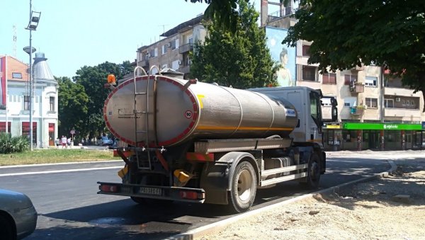 ПОЈЕДИНА НАСЕЉА У БЕОГРАДУ ДАНАС БЕЗ ВОДЕ И СТРУЈЕ: Најављен прекид водоснабдевања због радова на водоводној мрежи