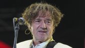 GORANU BREGOVIĆU ZABRANJEN ULAZAK U MOLDAVIJU: Vraćen sa aerodroma u Kišinjevu GORANU BREGOVIĆU ZABRANJEN ULAZAK U MOLDAVIJU: Vraćen sa aerodroma u Kišinjevu
