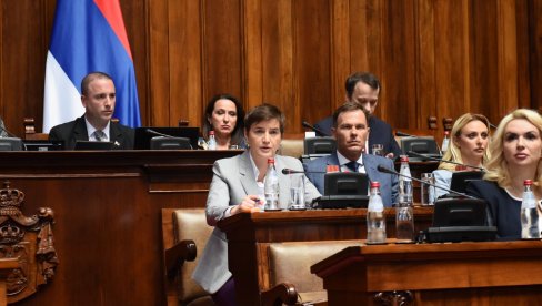 BRNABIĆEVA OBRADOVIĆU: Kažete da je bivša vlast korumpirana, a vi ste sa njima bili u Savezu za Srbiju i finansirali su vaš pokret iz budžeta BRNABIĆEVA OBRADOVIĆU: Kažete da je bivša vlast korumpirana, a vi ste sa njima bili u Savezu za Srbiju i finansirali su vaš pokret iz budžeta