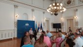 ЗАСЕДАО НОВОСАДСКИ ШТАБ ЗА ВАНРЕДНЕ СИТУАЦИЈЕ: Штете од невремена на више од 100 локација ЗАСЕДАО НОВОСАДСКИ ШТАБ ЗА ВАНРЕДНЕ СИТУАЦИЈЕ: Штете од невремена на више од 100 локација