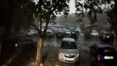 ВЕТАР ДУВА ИЗ СВЕ СНАГЕ: Невреме у Зрењанину (ВИДЕО)