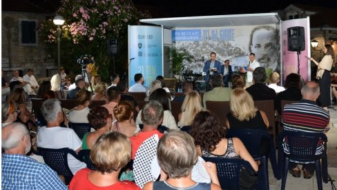 OTVOREN 21. „TRG OD KNJIGE“ : Stvoriti reč za budućnost sveta OTVOREN 21. „TRG OD KNJIGE“ : Stvoriti reč za budućnost sveta