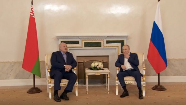 ПУТИН НА САСТАНКУ СА ЛУКАШЕНКОМ: Пропала украјинска контраофанзива (ФОТО) ПУТИН НА САСТАНКУ СА ЛУКАШЕНКОМ: Пропала украјинска контраофанзива (ФОТО)