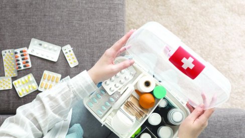 BIOBOTOVI PROTIV BOLESTI: Lekovi bi u budućnosti mogli da izgledaju potpuno drugačije nego danas BIOBOTOVI PROTIV BOLESTI: Lekovi bi u budućnosti mogli da izgledaju potpuno drugačije nego danas