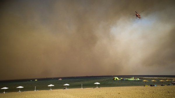ПАКАО ЈЕ БЛАГА РЕЧ Исповест Српкиње која је бежала пред ватреном стихијом на Родосу: Оно што се тамо дешава не може се описати ПАКАО ЈЕ БЛАГА РЕЧ Исповест Српкиње која је бежала пред ватреном стихијом на Родосу: Оно што се тамо дешава не може се описати