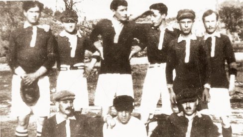 TRNOVIT PUT IGRE SA KOŽNOM LOPTOM: Stidljiva najava nove sportske zabave za omladinu Srbije TRNOVIT PUT IGRE SA KOŽNOM LOPTOM: Stidljiva najava nove sportske zabave za omladinu Srbije