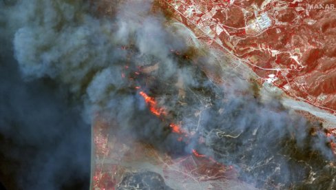 ŠTA SU POŽARI U GRČKOJ OSTAVILI ZA SOBOM: Satelitski snimci pokazuju razmere i razaranja (FOTO) ŠTA SU POŽARI U GRČKOJ OSTAVILI ZA SOBOM: Satelitski snimci pokazuju razmere i razaranja (FOTO)