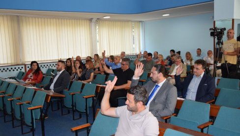 PLANIRANI PRIHODI OSTVARENI GOTOVO 50 ODSTO: Zasedali odbornici u Jagodini PLANIRANI PRIHODI OSTVARENI GOTOVO 50 ODSTO: Zasedali odbornici u Jagodini