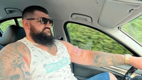 PREDAO SE MUSA U ZENICI: Mustafa Karamuja osumnjičen u akciji Meta 2 u kojoj je uhapšeno 16 policajaca PREDAO SE MUSA U ZENICI: Mustafa Karamuja osumnjičen u akciji Meta 2 u kojoj je uhapšeno 16 policajaca