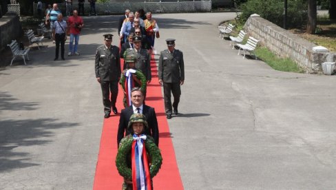 KARAĐORĐEVU ISKRU SLOBODE JOŠ BRANIMO: Država na Oplencu obeležila 206 godina od smrti vođe Prvog srpskog ustanka