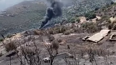 DVA PILOTA STRADALA U GRČKOJ: Tragičan epilog pada aviona koji je gasio požar (VIDEO) DVA PILOTA STRADALA U GRČKOJ: Tragičan epilog pada aviona koji je gasio požar (VIDEO)