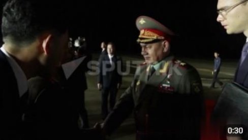 ŠOJGU STIGAO U PJONGJANG: Počinje važna etapa u približavanju dve zemlje (VIDEO) ŠOJGU STIGAO U PJONGJANG: Počinje važna etapa u približavanju dve zemlje (VIDEO)