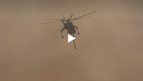 VATROGASNI helikopteri se bore sa vatrenom stihijom: Rodos i dalje u plamenu VATROGASNI helikopteri se bore sa vatrenom stihijom: Rodos i dalje u plamenu
