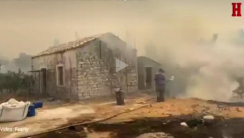 POŽARI NE PRESTAJU NI NA KRFU: Meštani se bore da ugase vatru POŽARI NE PRESTAJU NI NA KRFU: Meštani se bore da ugase vatru