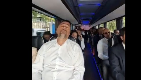 ДОБРО ЈУТРО, ЦРНА ГОРО! Влада кренула за Биоградско језеро аутобусом (ВИДЕО) ДОБРО ЈУТРО, ЦРНА ГОРО! Влада кренула за Биоградско језеро аутобусом (ВИДЕО)