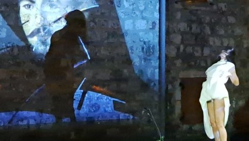 SVA BRUKA ZBOG PLESA OD SAMO DVA MINUTA: Ne stišava se bura zbog Severininog performansa na Cetinju SVA BRUKA ZBOG PLESA OD SAMO DVA MINUTA: Ne stišava se bura zbog Severininog performansa na Cetinju