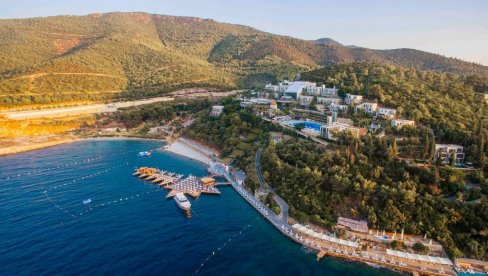 MOŽEMO GA NAZVATI PRAVIM DRAGULJEM EGEJA: Elegantan, luksuzan, istovremeno istorijski Bodrum neće vas ostaviti ravnodušnim MOŽEMO GA NAZVATI PRAVIM DRAGULJEM EGEJA: Elegantan, luksuzan, istovremeno istorijski Bodrum neće vas ostaviti ravnodušnim