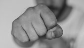 SMEDEREVCU PRITVOR ZBOG NASILJA U PORODICI: Pijan pretukao suprugu SMEDEREVCU PRITVOR ZBOG NASILJA U PORODICI: Pijan pretukao suprugu