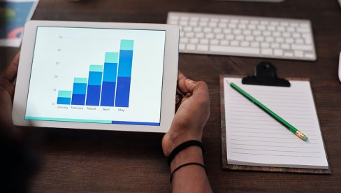 Web Stranica je nužda, a ne luksuz Web Stranica je nužda, a ne luksuz