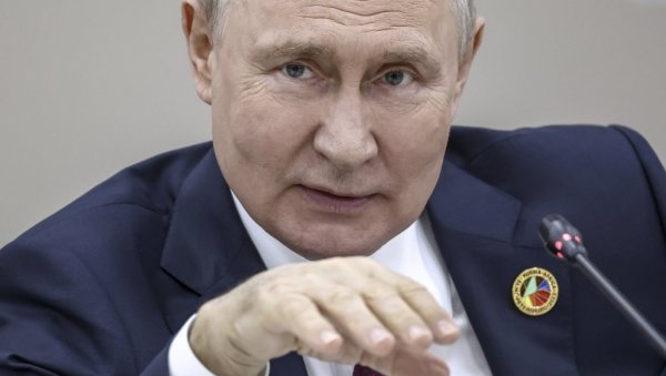 ОШТРЕ КРИТИКЕ НА РАЧУН ЗАПАДА: Уводи санкције Русији као да се цео свет слаже са њима