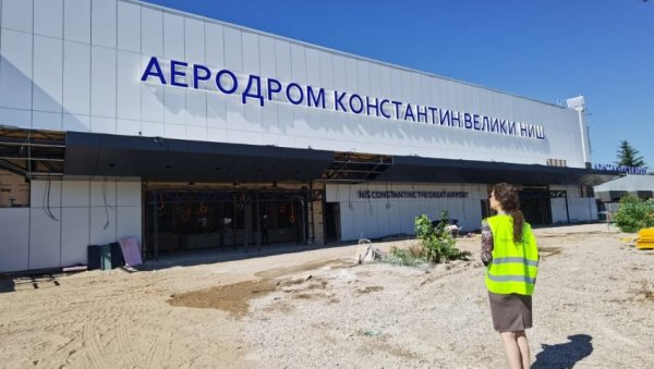 У НИШУ ПОТИСАМ МЕМОРАНДУМ О НАСТАВКУ МОДЕРНИЗАЦИЈЕ АЕРОДРОМА КОНСТАНТИН ВЕЛИКИ Све ново - од писте, до торња и терминала У НИШУ ПОТИСАМ МЕМОРАНДУМ О НАСТАВКУ МОДЕРНИЗАЦИЈЕ АЕРОДРОМА КОНСТАНТИН ВЕЛИКИ Све ново - од писте, до торња и терминала