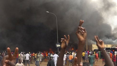 ФРАНЦУЗИ БЕЗ УРАНИЈУМА И ЗЛАТА ИЗ НИГЕРА: Хунта увела санкције после преузимања кормила над афричком државом
