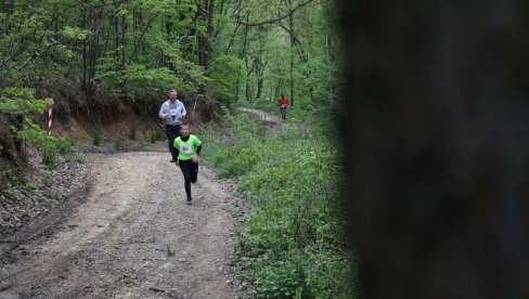 „CHALLENGE RACE“ НА ВРШАЧКИМ ПЛАНИНАМА: У суботу трка по земљаним шумским стазама „CHALLENGE RACE“ НА ВРШАЧКИМ ПЛАНИНАМА: У суботу трка по земљаним шумским стазама