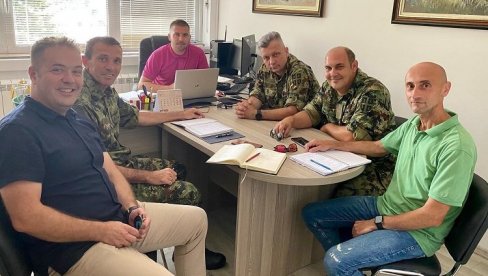 TRKA VOJNIKA NA VRŠAČKIM PLANINAMA: Prvo vojno balkansko prvenstvo u planinskom trčanju 5. avgusta TRKA VOJNIKA NA VRŠAČKIM PLANINAMA: Prvo vojno balkansko prvenstvo u planinskom trčanju 5. avgusta